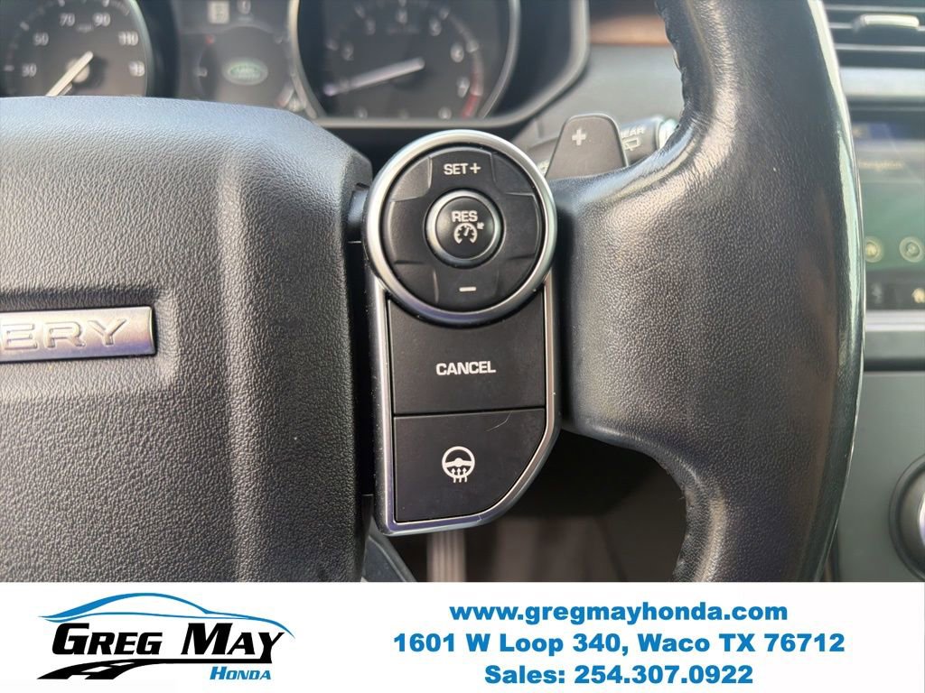 Used 2018 Land Rover Discovery SE AWD/4WD image 11