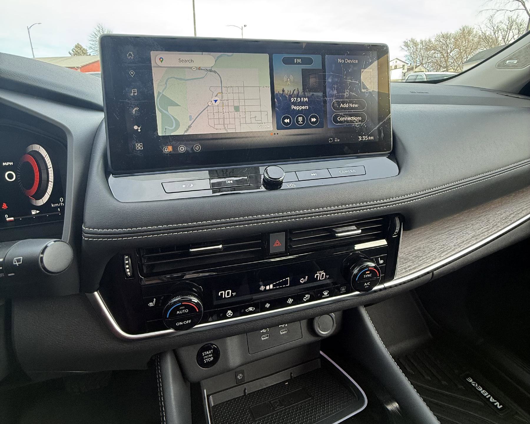 Used 2024 Nissan Rogue Platinum image 10