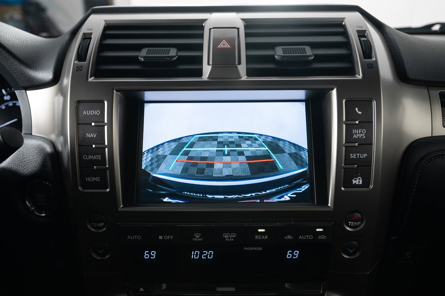 Used 2021 Lexus GX 460 Premium w/ Premium Package image 38