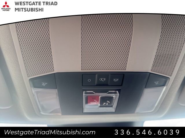 New 2025 Mitsubishi Eclipse Cross LE image 25