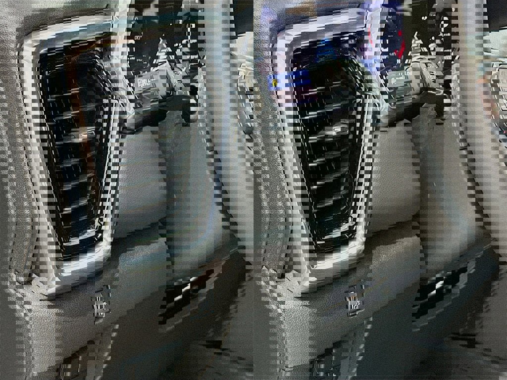 New 2026 GMC Canyon Elevation w/ Convenience Package image 13