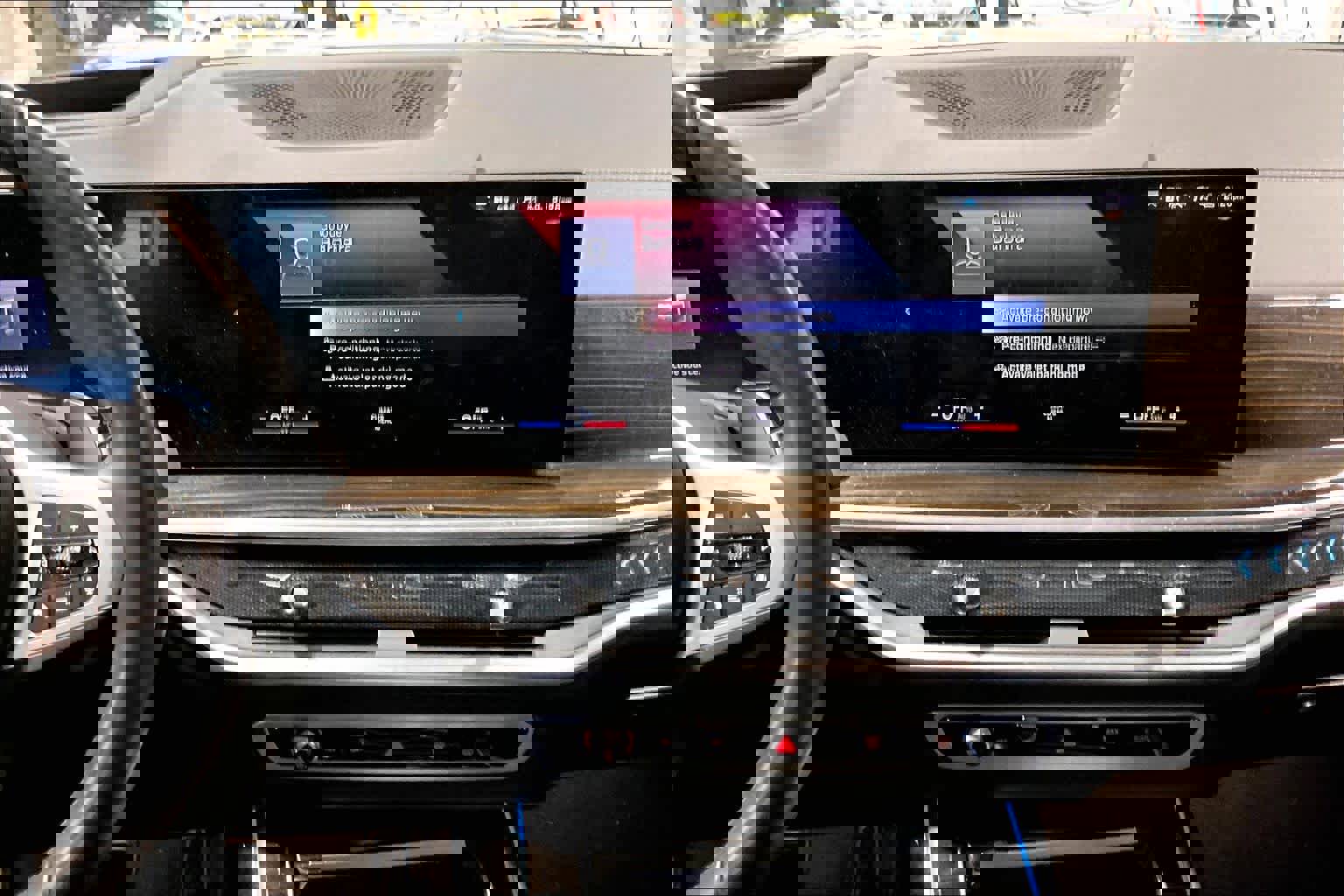 Used 2023 BMW X7 xDrive40i w/ M Sport Package image 7