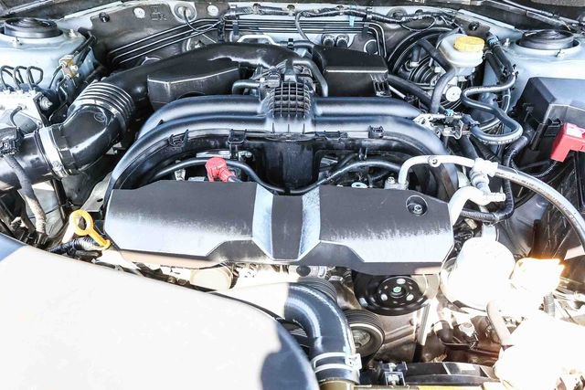 Used 2018 Subaru Forester 2.5i w/ Alloy Wheel Package AWD/4WD image 12