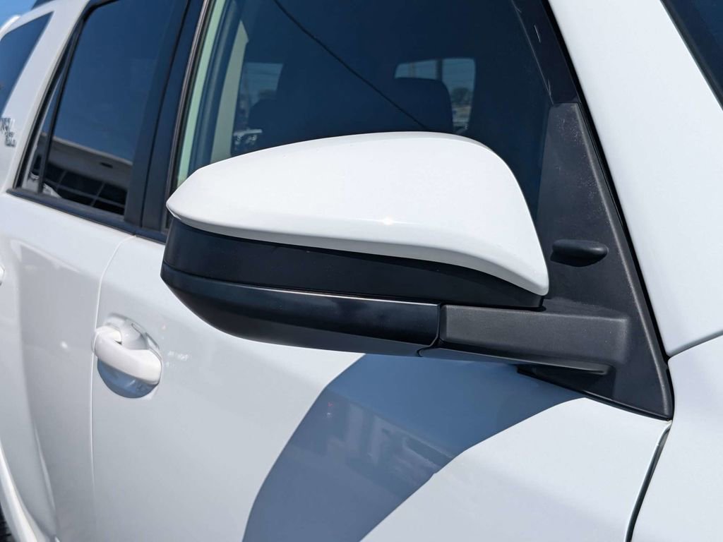 Used 2023 Toyota 4Runner TRD Off-Road image 11