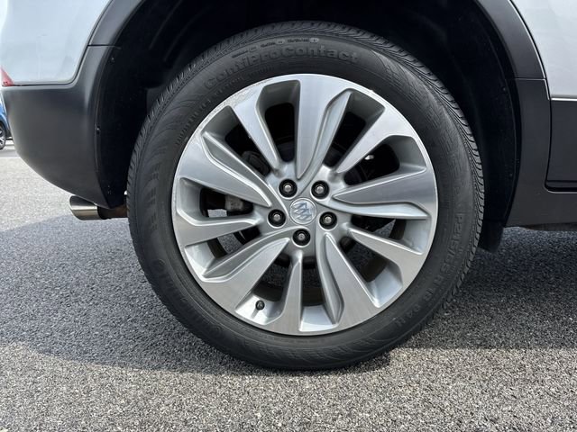 Used 2018 Buick Encore Preferred image 32