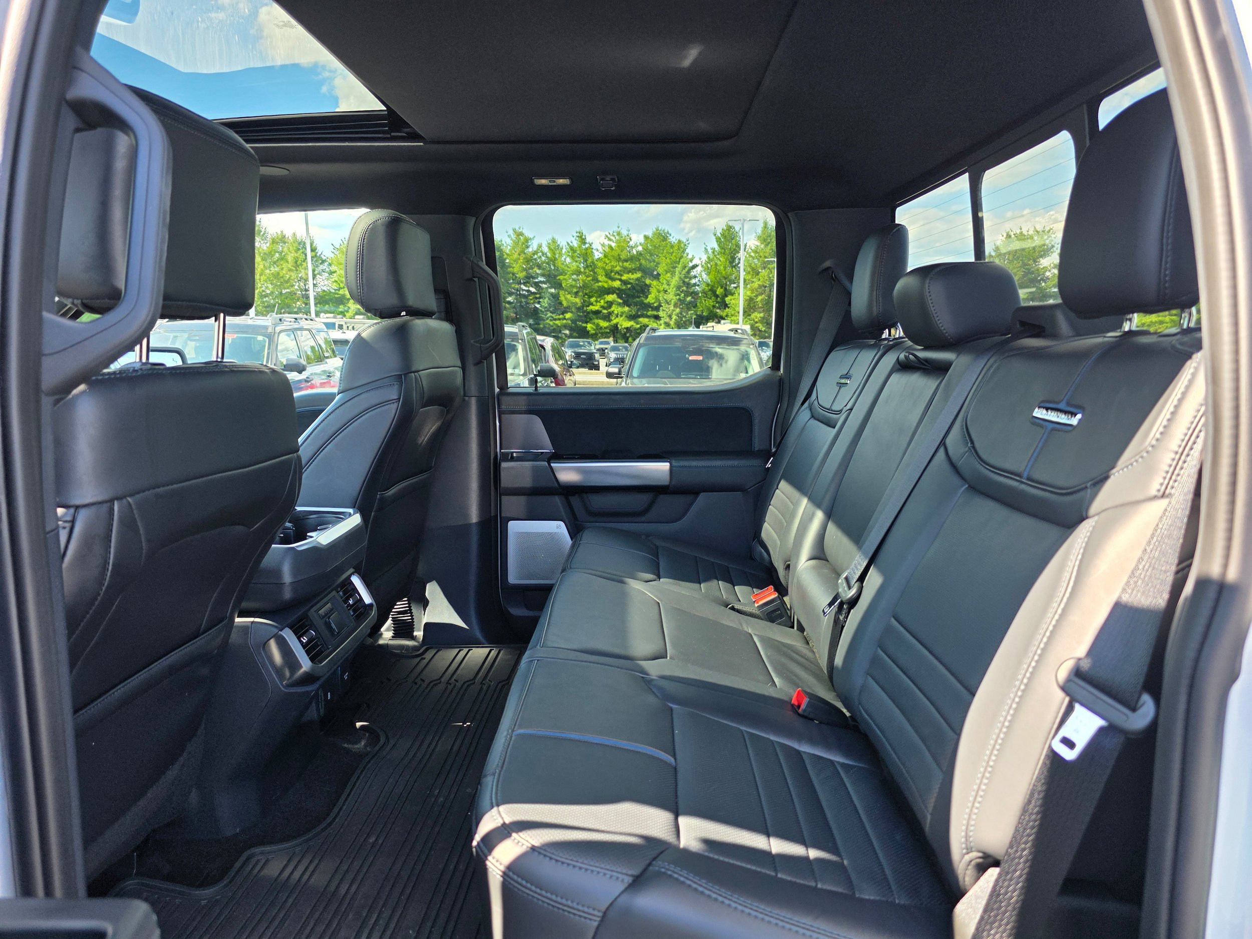 Used 2025 Ford F150 Platinum w/ Equipment Group 702A High AWD/4WD image 10