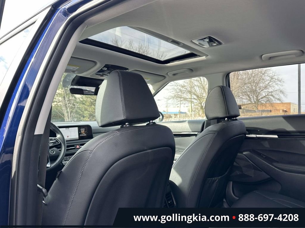 Certified 2025 Kia Seltos EX w/ EX Sunroof Package image 14