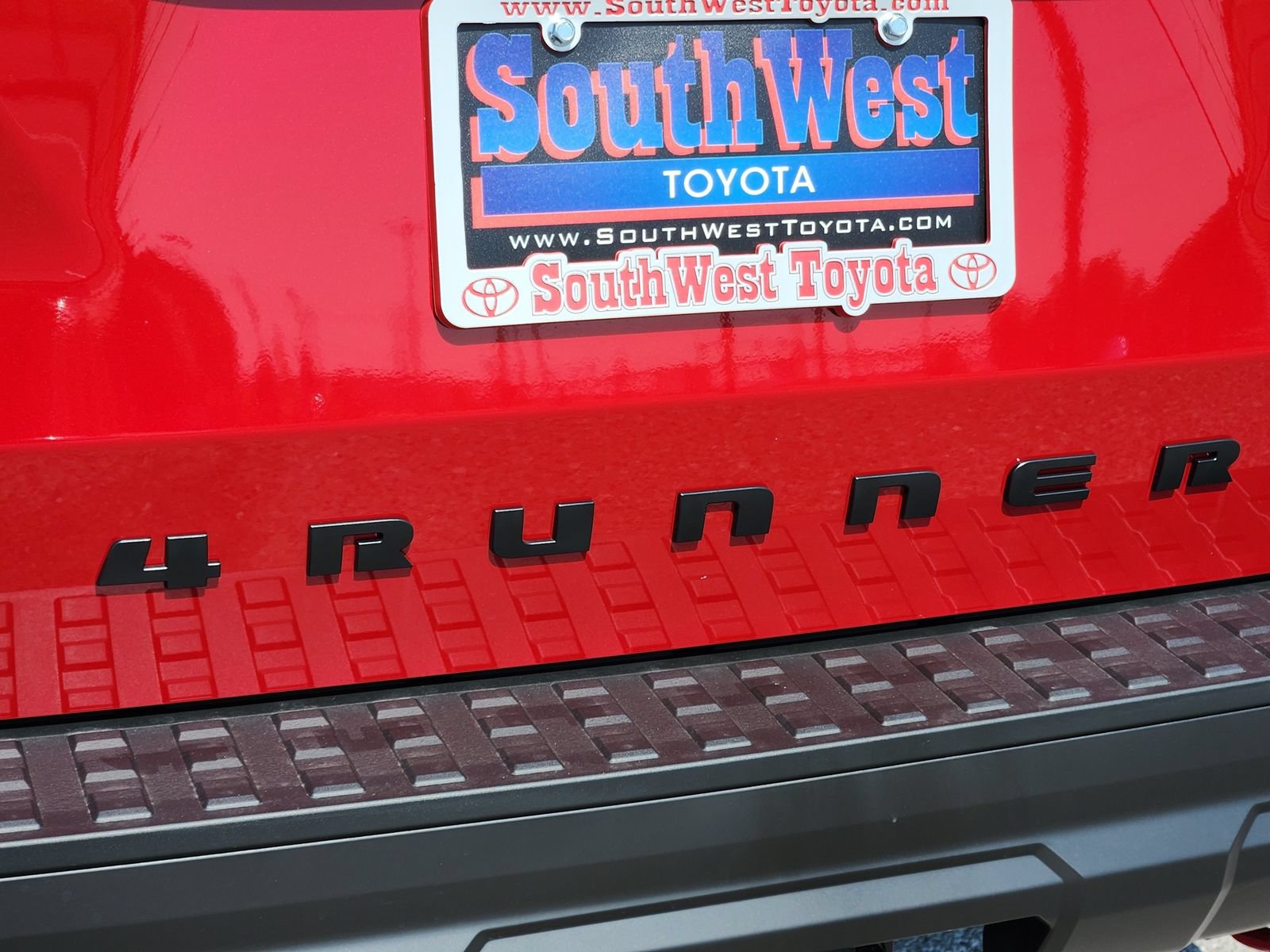 New 2026 Toyota 4Runner SR5 AWD/4WD image 11