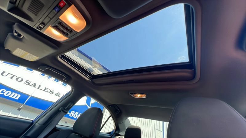 Used 2022 Subaru WRX Premium AWD/4WD image 17