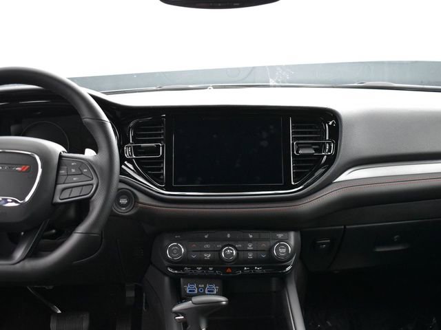 Used 2025 Dodge Durango GT image 33