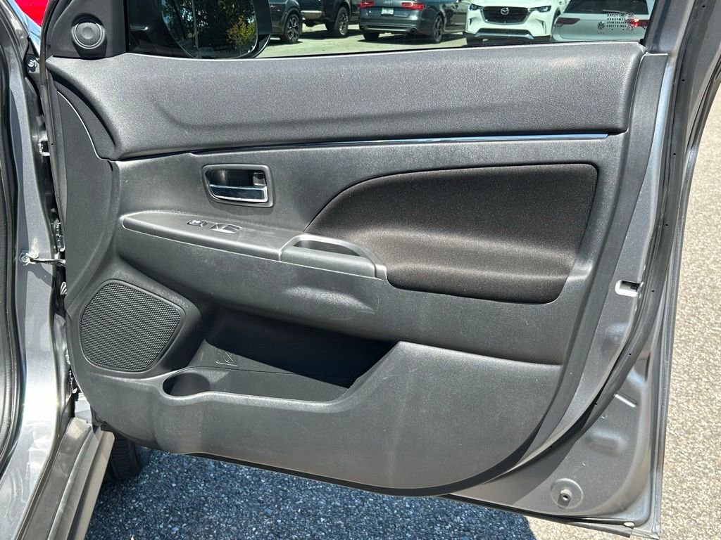 Used 2021 Mitsubishi Outlander Sport SE AWD/4WD image 41