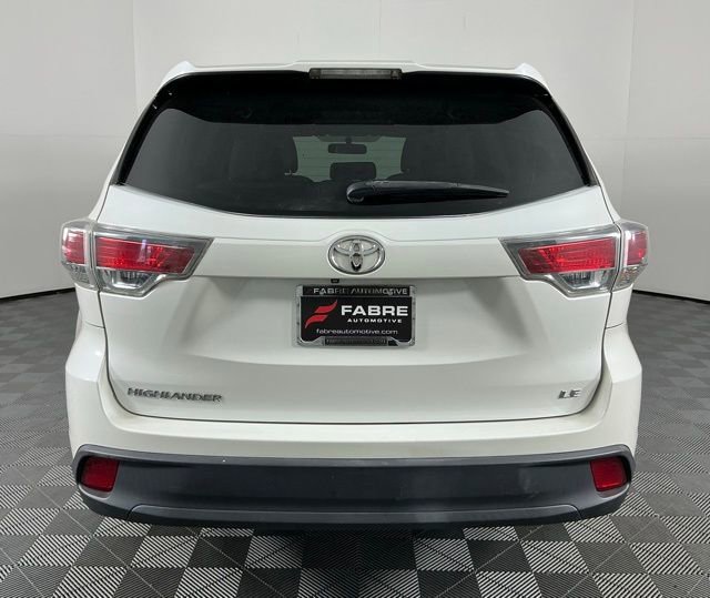 Used 2015 Toyota Highlander LE FWD image 6