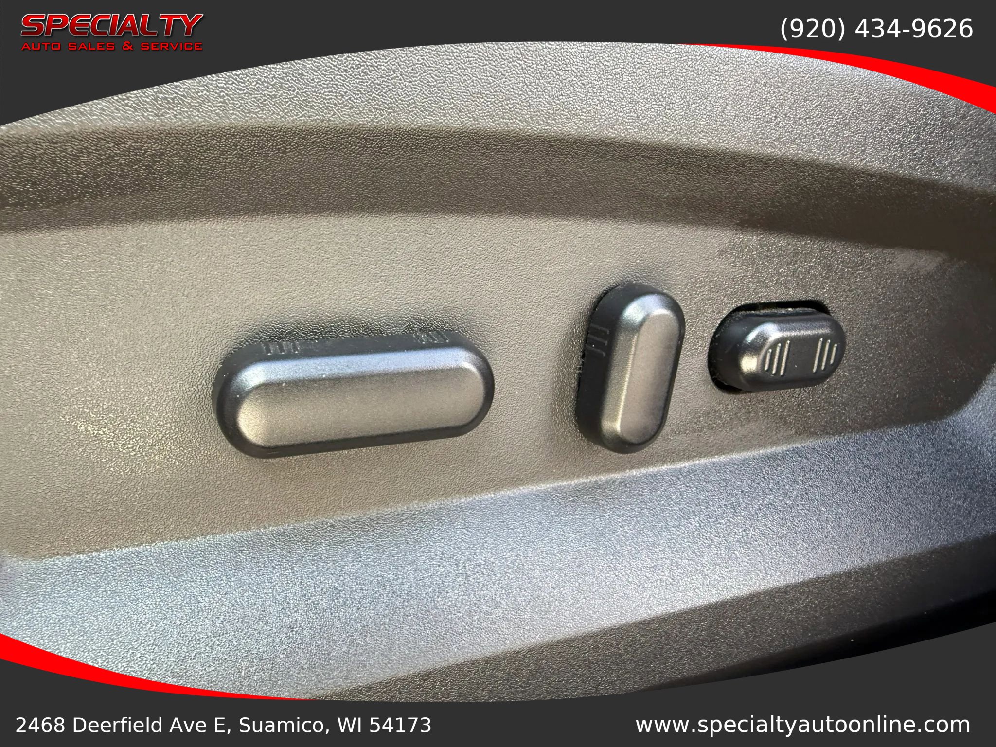 Used 2014 Lincoln MKX FWD w/ Walnut Swirl Wood Package image 36