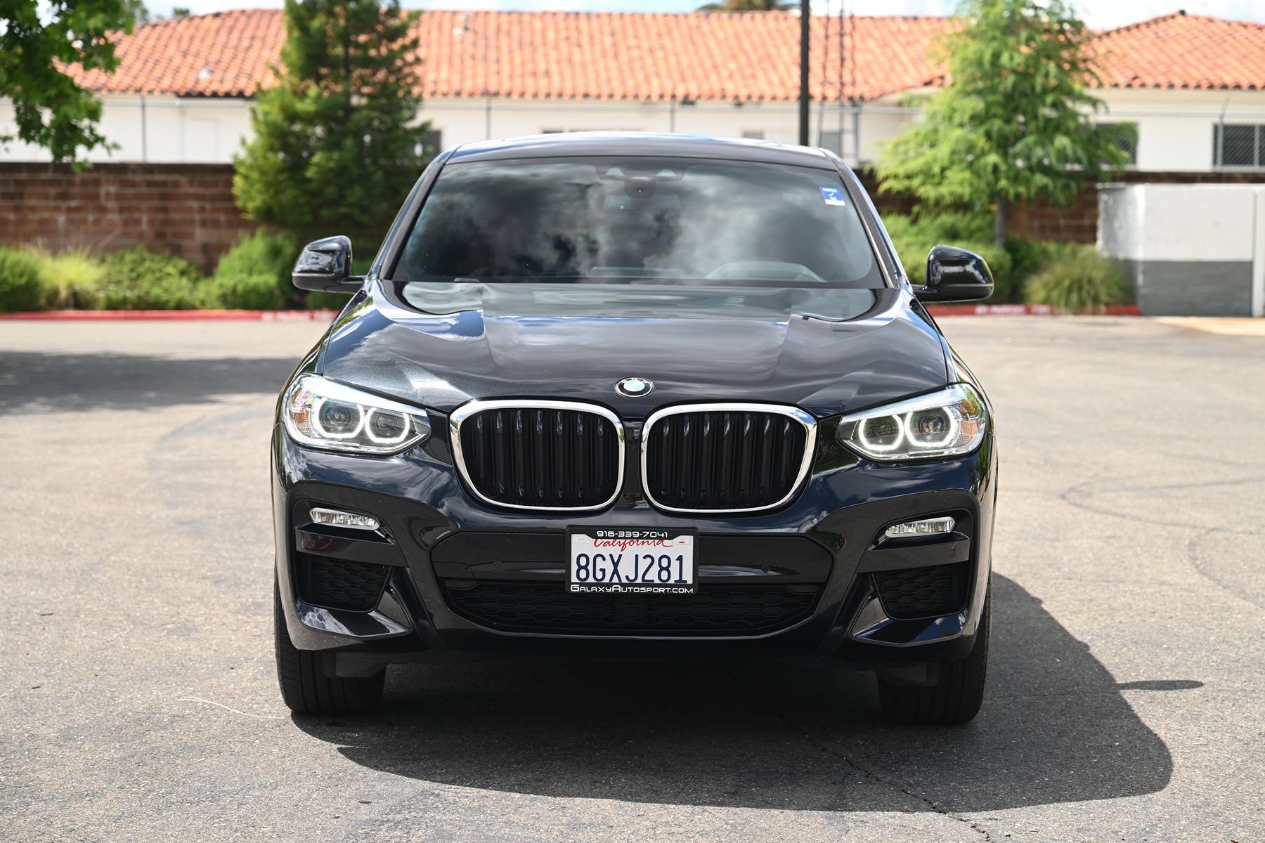 Used 2019 BMW X4 xDrive30i w/ M Sport Package 2 AWD/4WD image 2