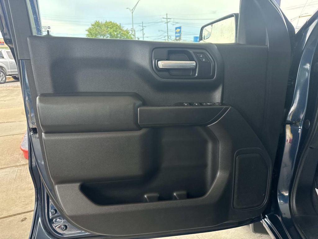 Used 2020 GMC Sierra 1500 2WD Crew Cab w/ Sierra Value Package image 20