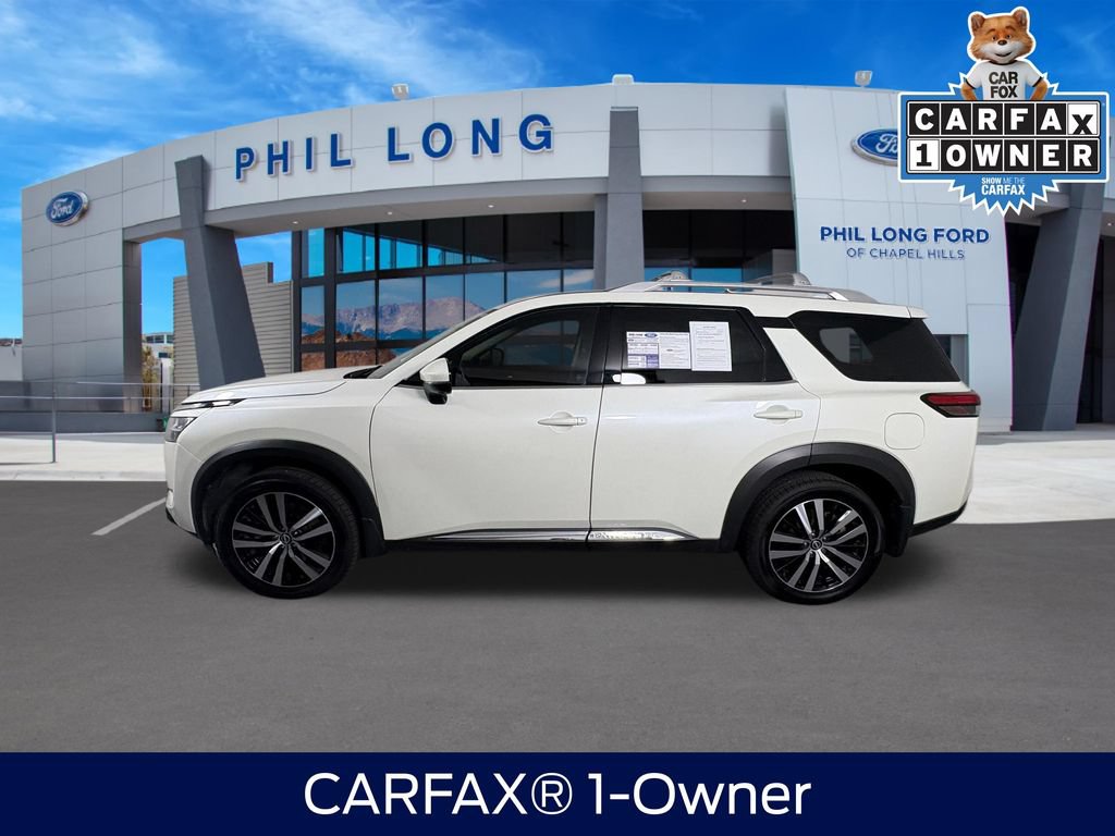 Used 2023 Nissan Pathfinder Platinum AWD/4WD image 2