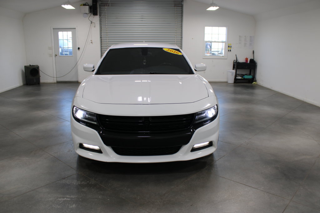 Used 2016 Dodge Charger R/T RWD image 3