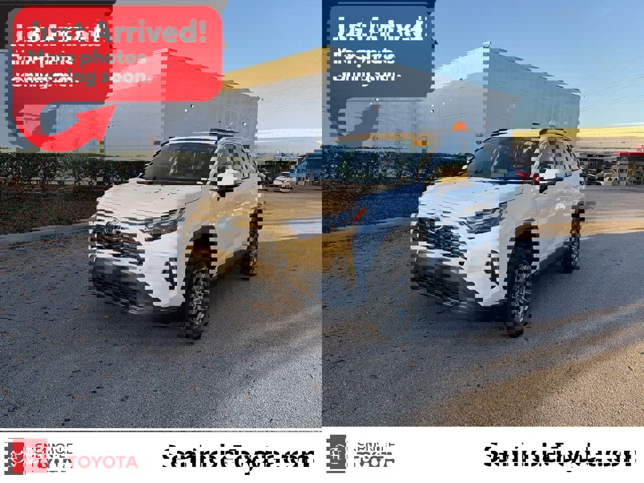 Used 2024 Toyota RAV4 LE image 1