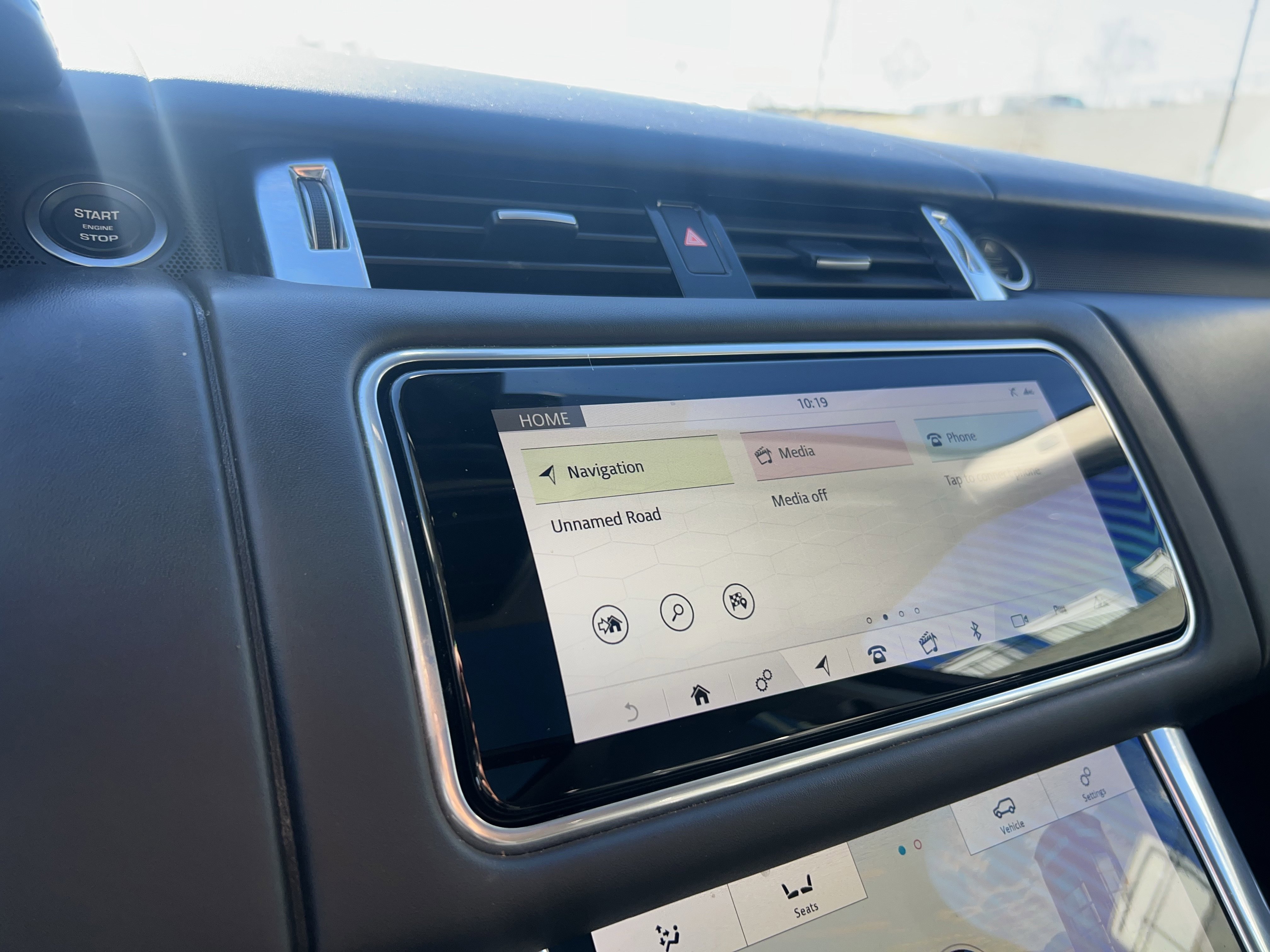 Used 2022 Land Rover Range Rover Sport SVR image 23