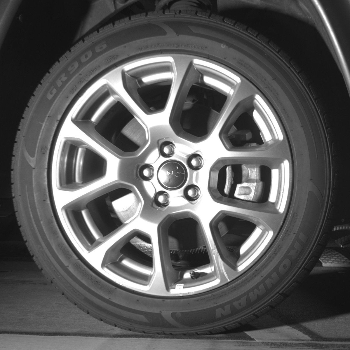 Used 2025 Jeep Compass Limited image 12