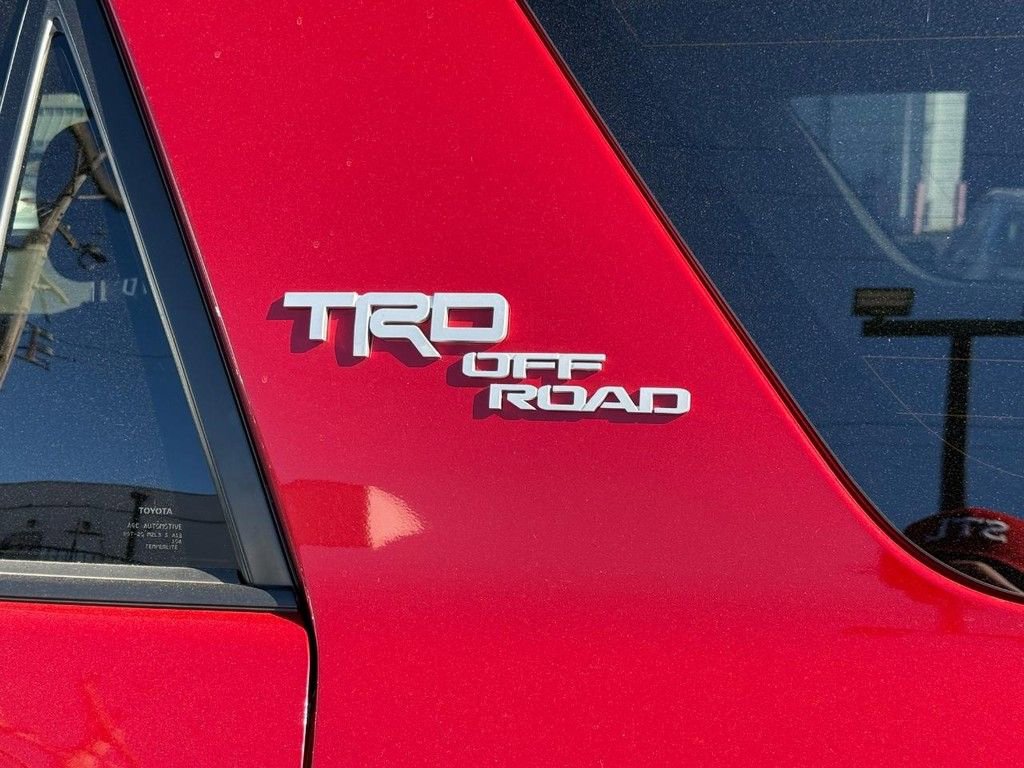 Used 2024 Toyota 4Runner TRD Off-Road image 8