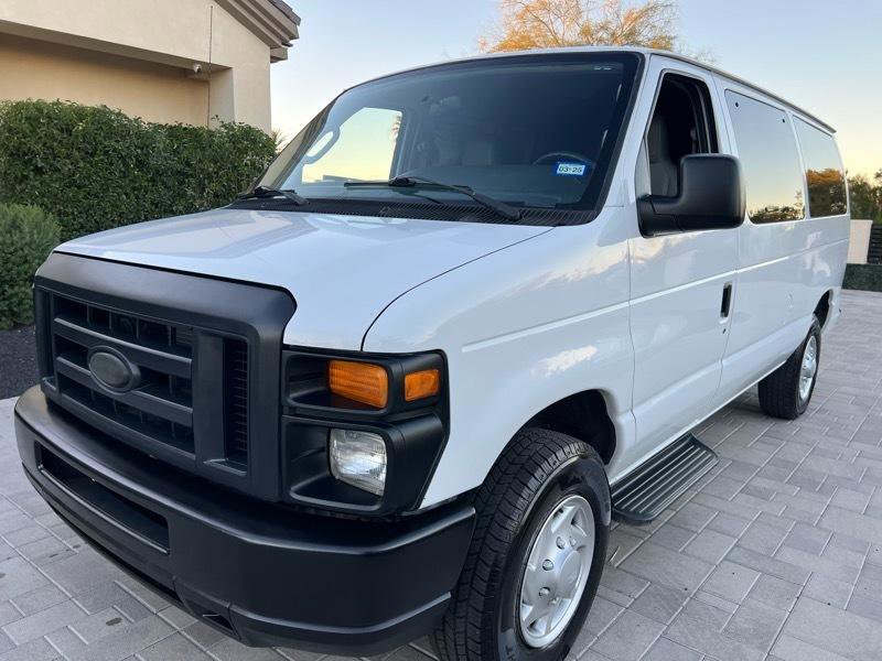Used 2014 Ford E-350 and Econoline 350 XL w/ Power Windows & Locks Group RWD image 2