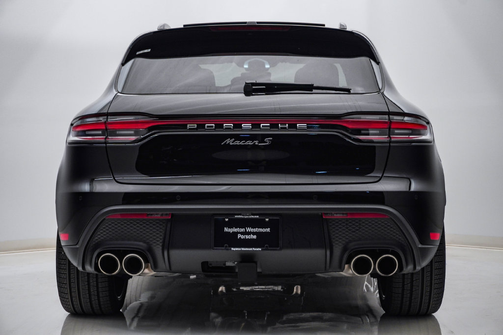 Certified 2026 Porsche Macan S AWD/4WD image 11