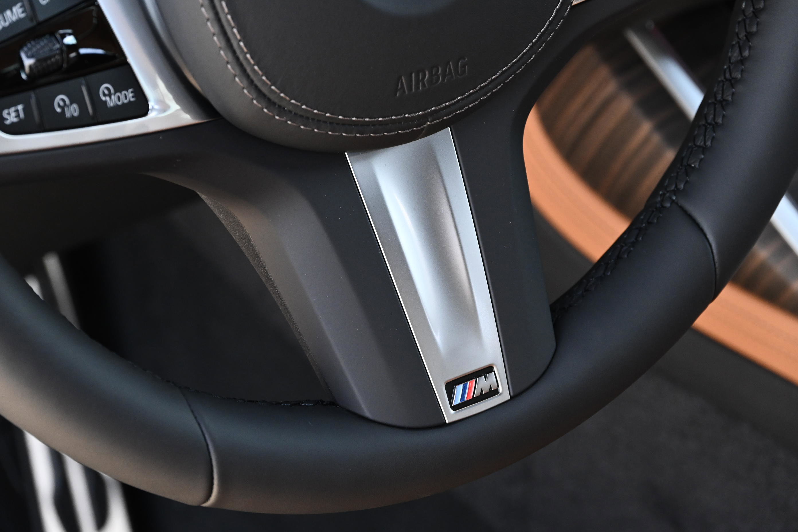 New 2026 BMW X7 xDrive40i w/ M Sport Package image 24