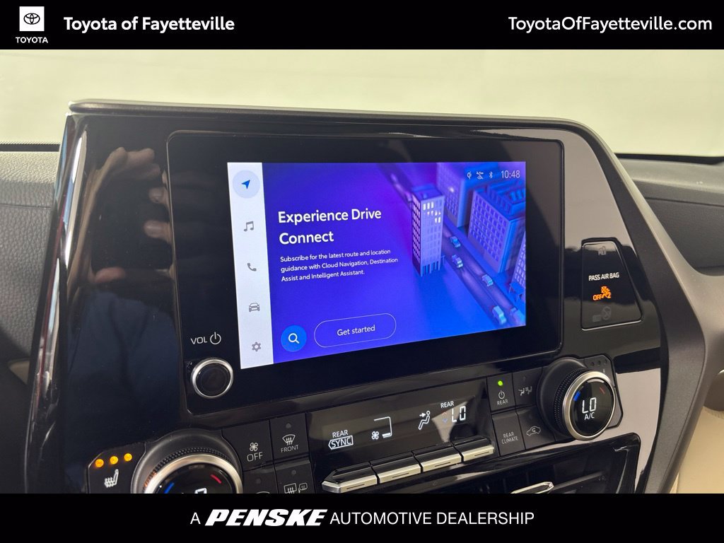 Used 2023 Toyota Highlander XLE FWD image 32