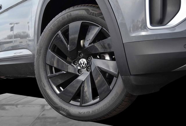 New 2026 Volkswagen Atlas SE image 3