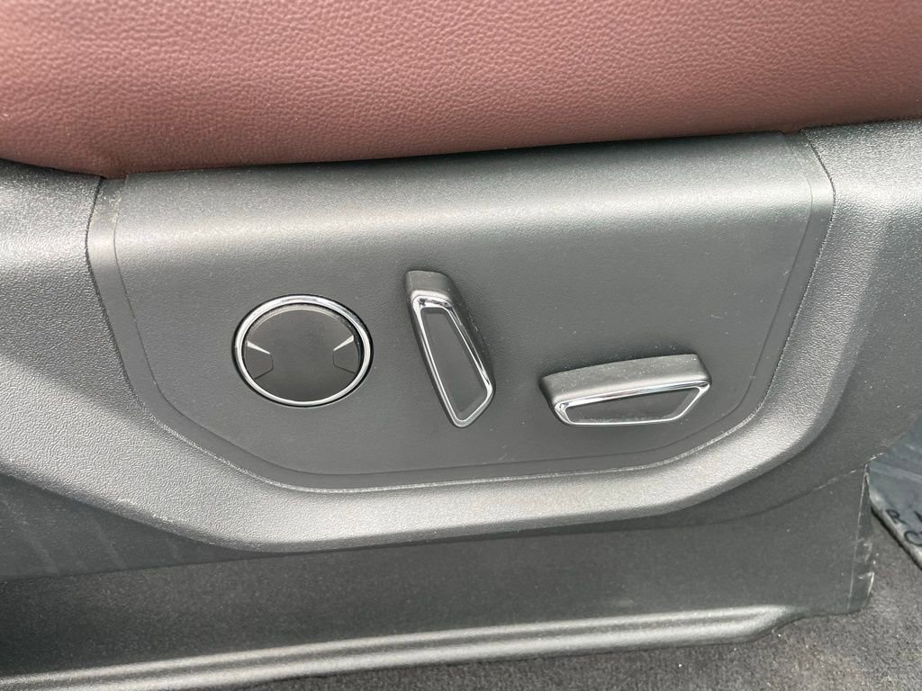 Used 2024 Ford Expedition Limited image 64