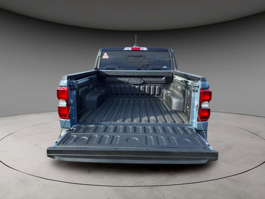 New 2026 Ford Maverick Lariat w/ Black Appearance Package image 8