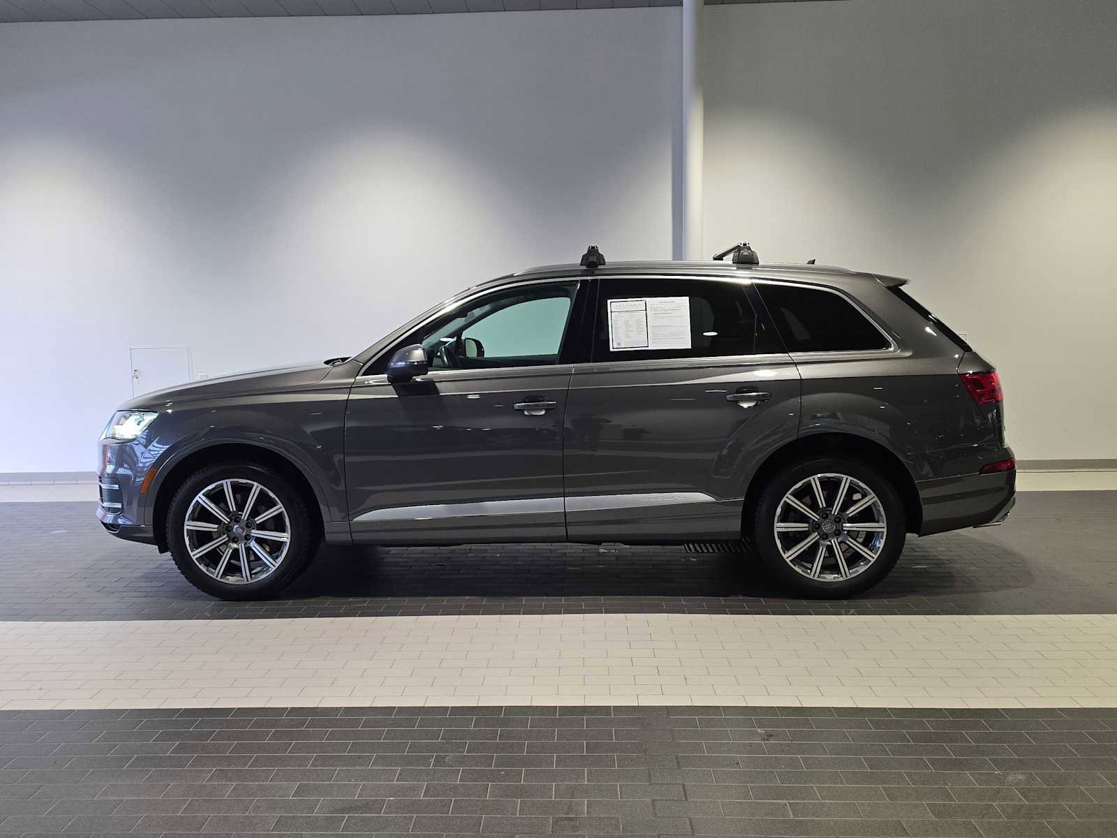 Used 2018 Audi Q7 3.0T Premium Plus image 2