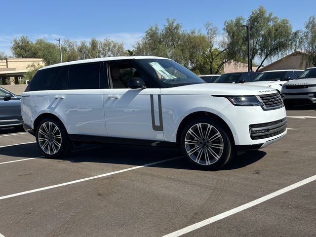 New 2026 Land Rover Range Rover Long Wheelbase SE AWD/4WD image 4