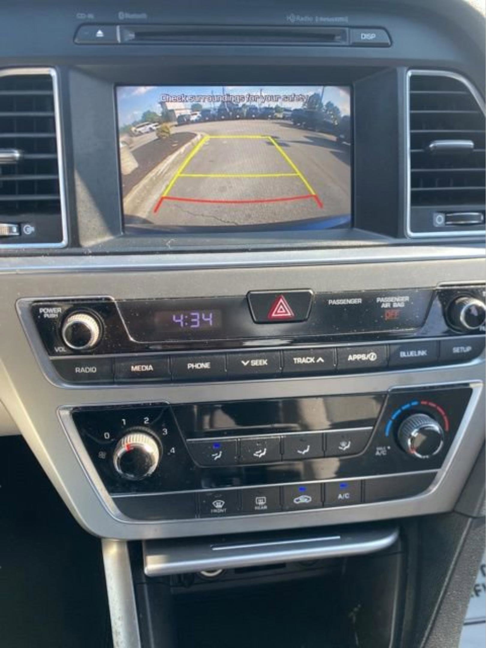 Used 2017 Hyundai Sonata SE FWD image 23