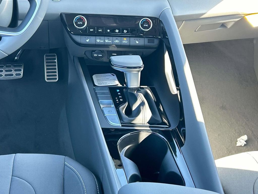 New 2026 Hyundai Elantra SEL Sport image 22