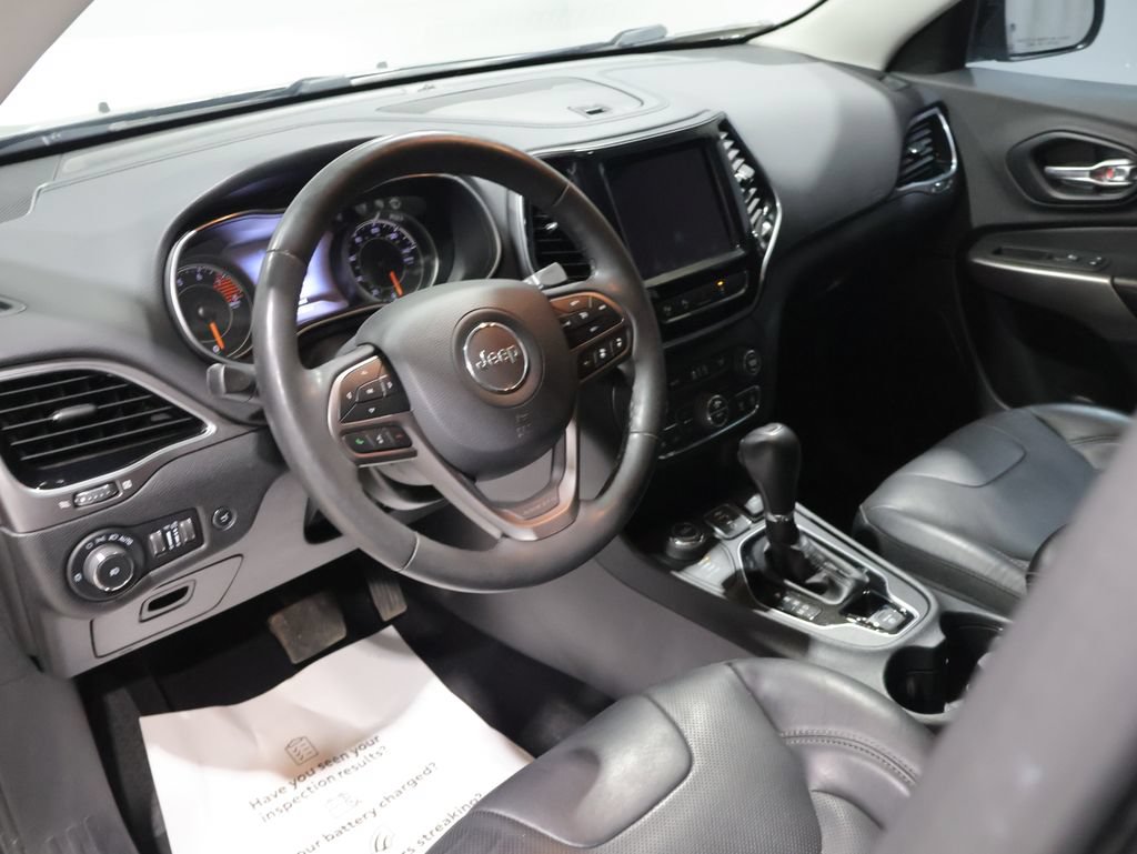 Used 2021 Jeep Cherokee Limited AWD/4WD image 15