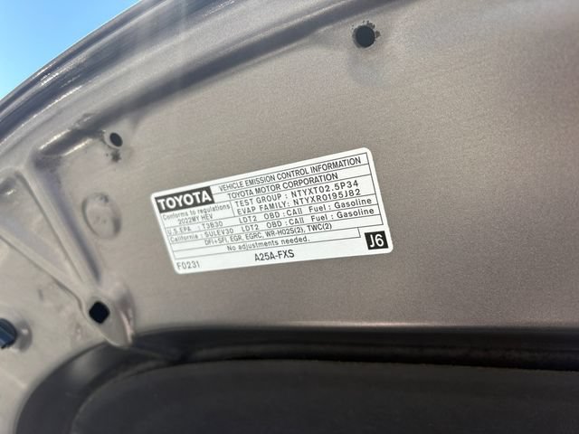 Certified 2022 Toyota Sienna XLE w/ XLE Plus Package FWD image 10