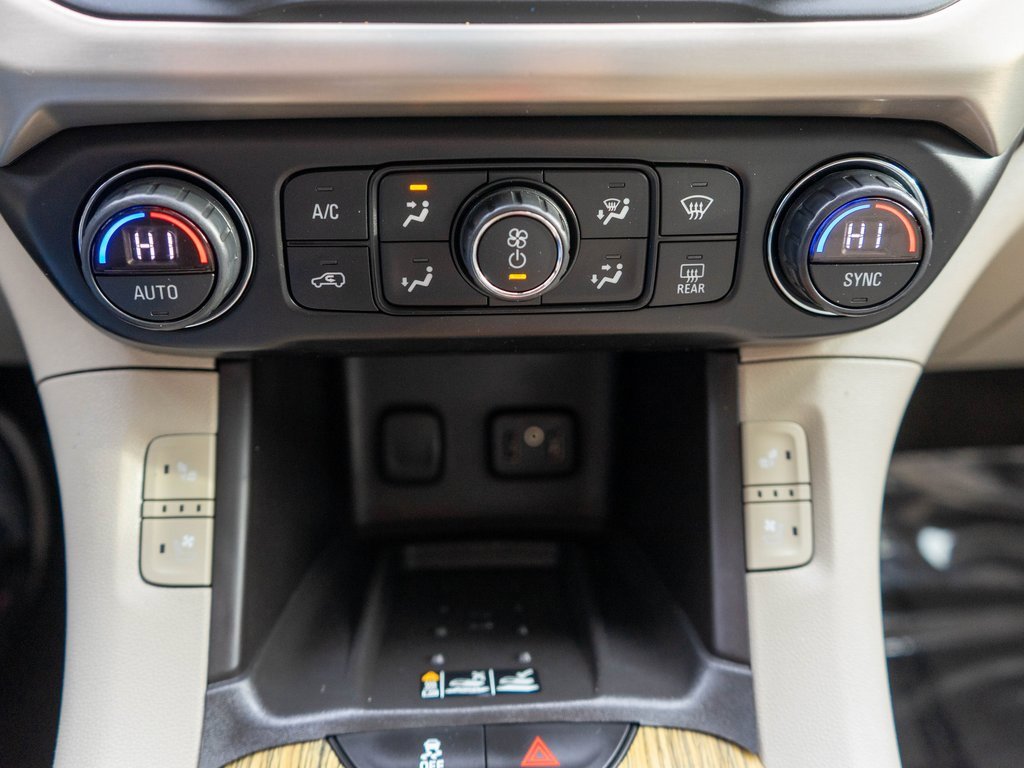 Used 2017 GMC Acadia Denali w/ Technology Package image 29