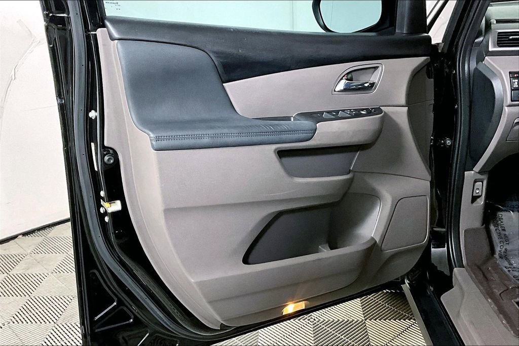 Used 2017 Honda Odyssey EX-L image 22