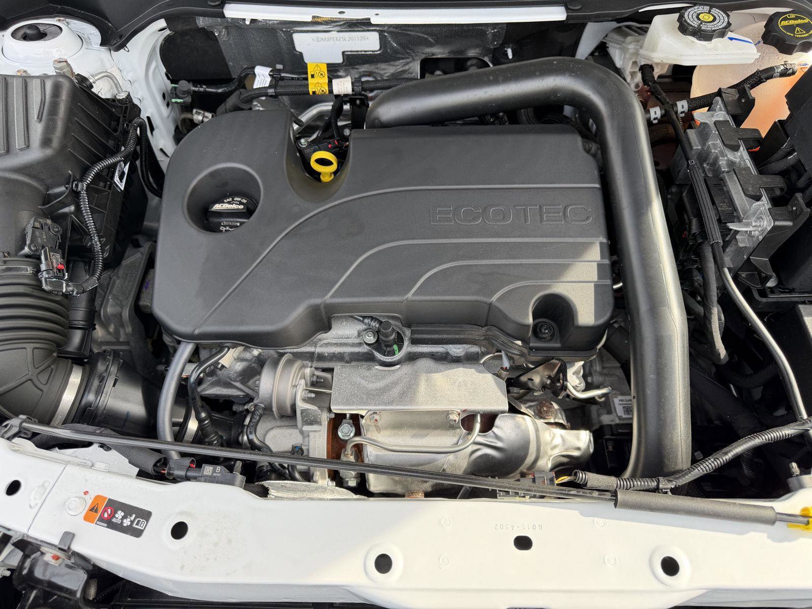 Used 2025 Chevrolet Equinox LT w/ Convenience Package II image 26