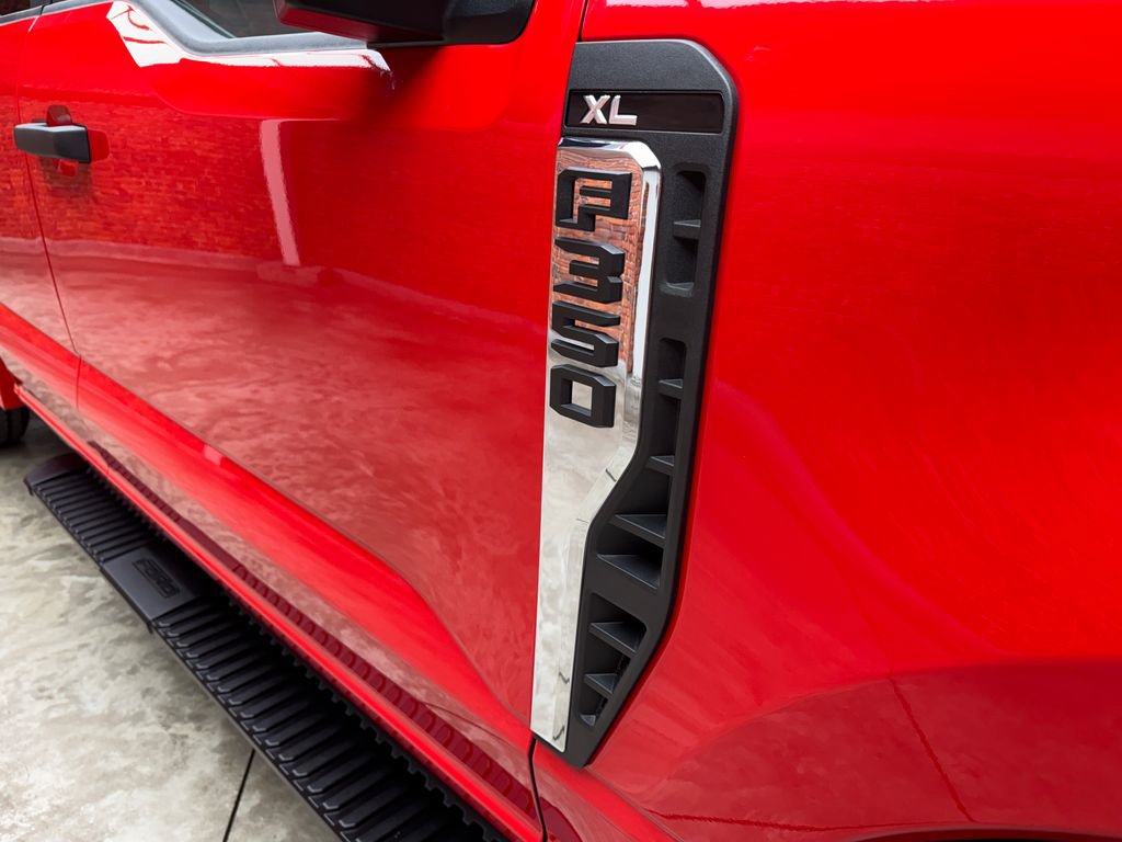 New 2026 Ford F350 XL w/ XL Chrome Package image 8