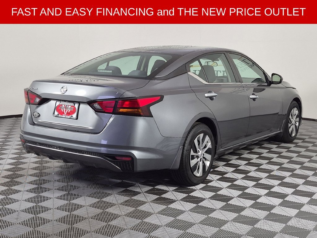Used 2022 Nissan Altima 2.5 S FWD image 4