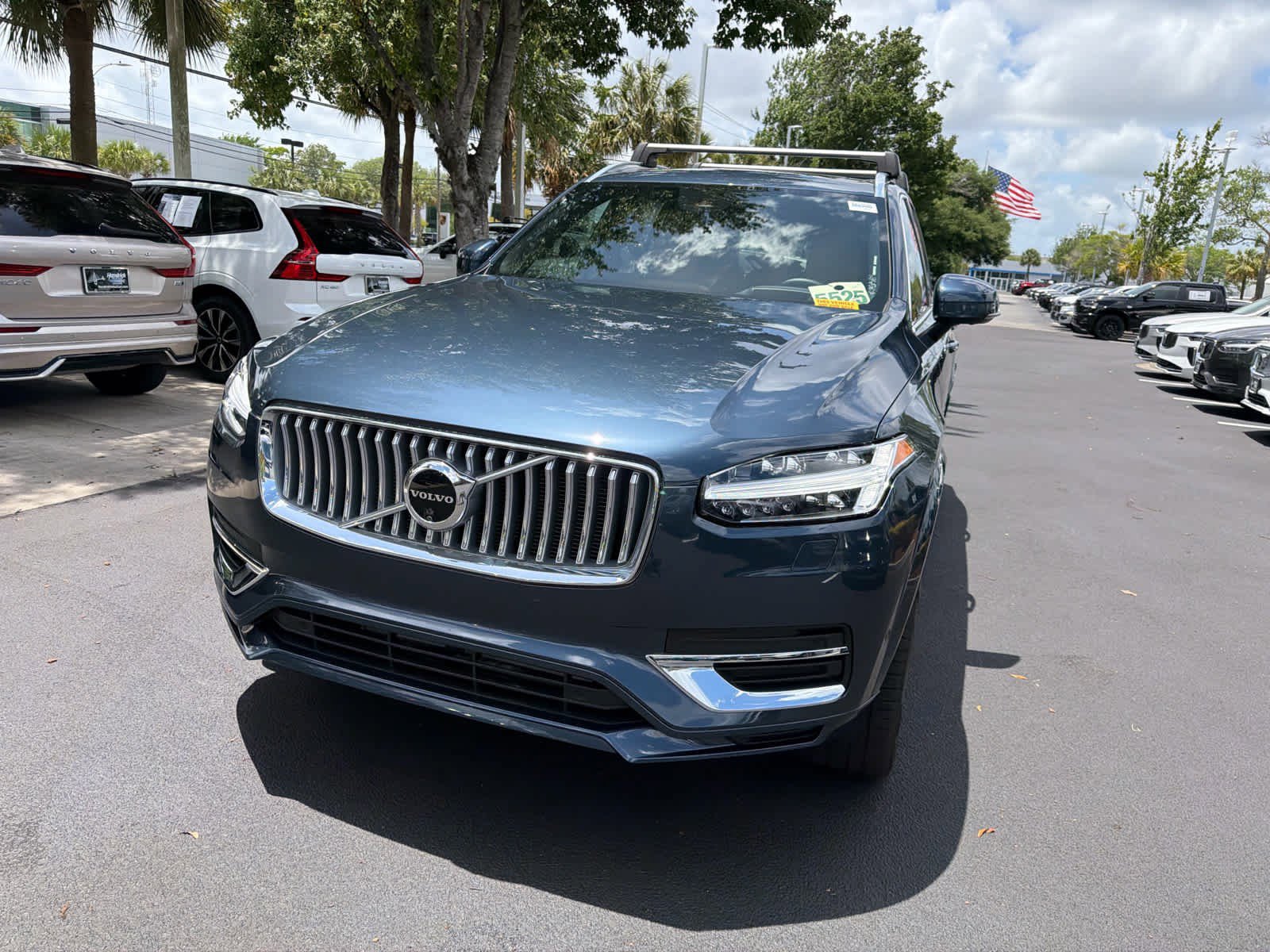 Used 2024 Volvo XC90 T8 Ultimate w/ Protection Package Premier AWD/4WD image 5