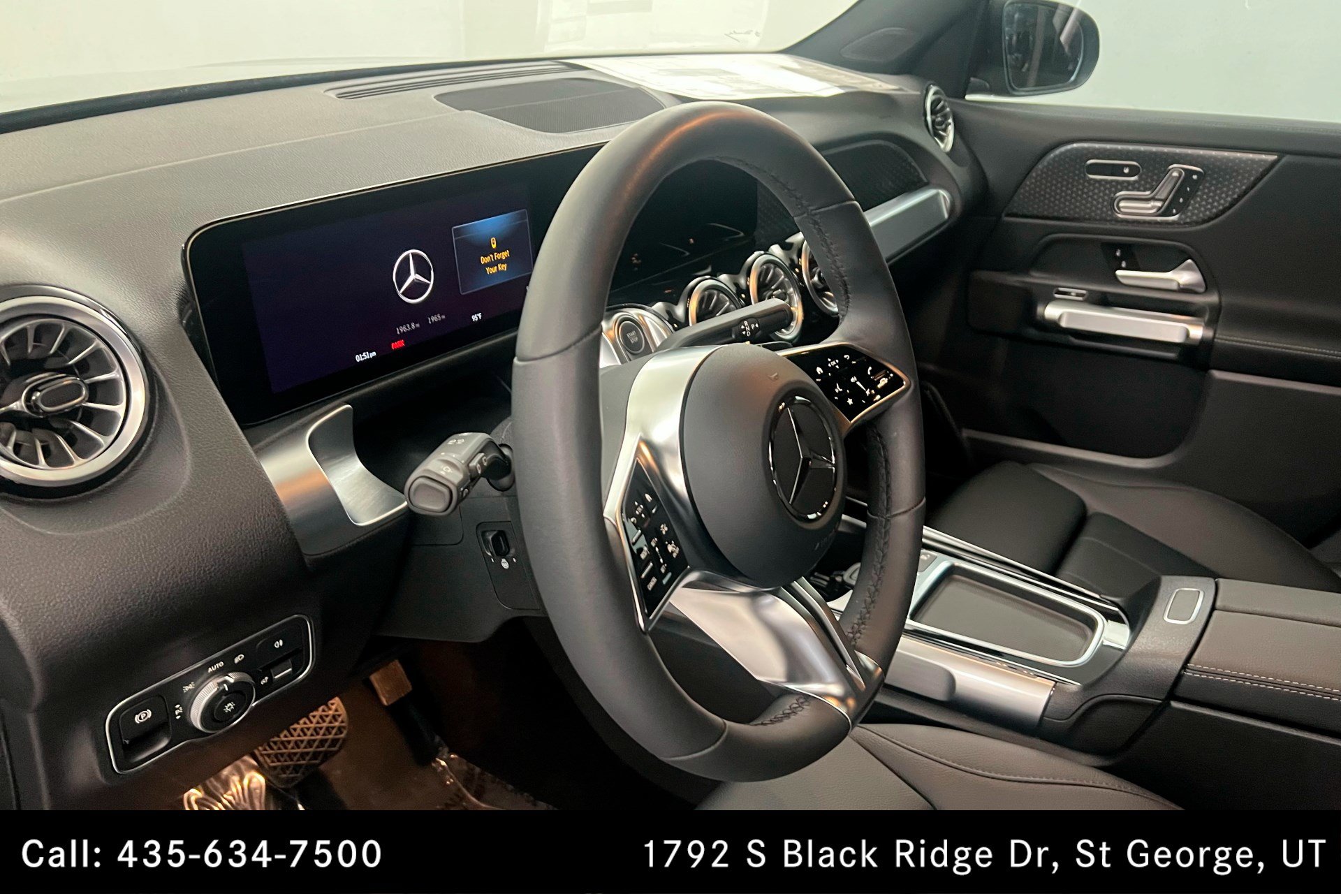 Used 2024 Mercedes-Benz EQB 300 EQB 300 image 15