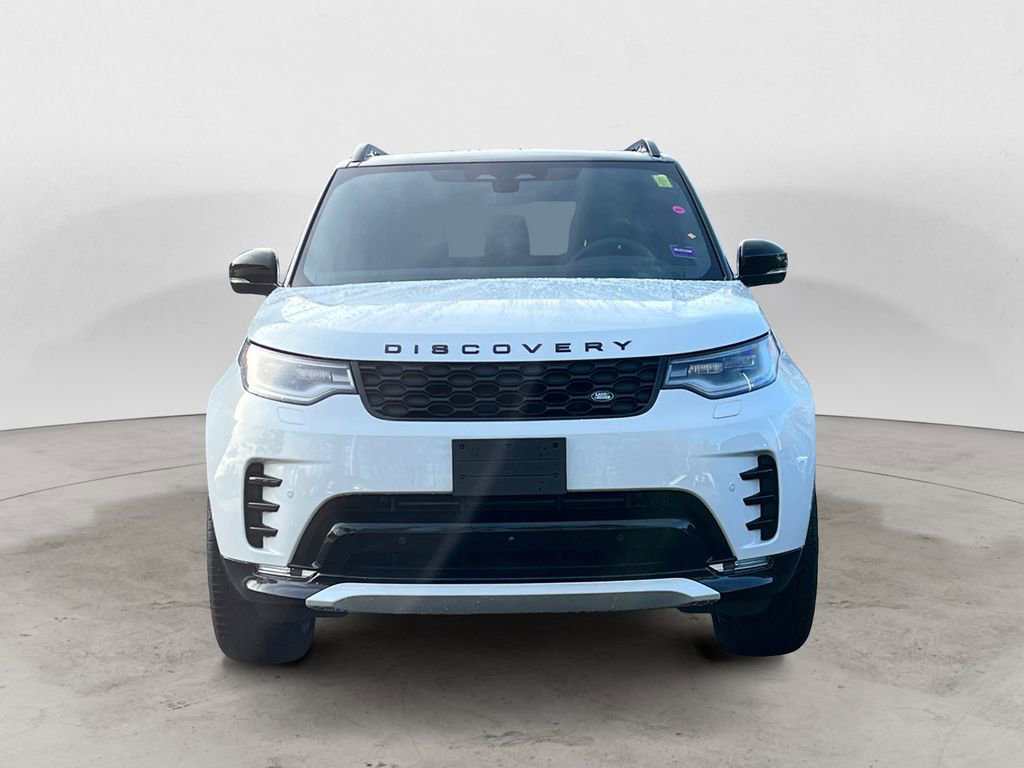 New 2025 Land Rover Discovery Dynamic SE image 8