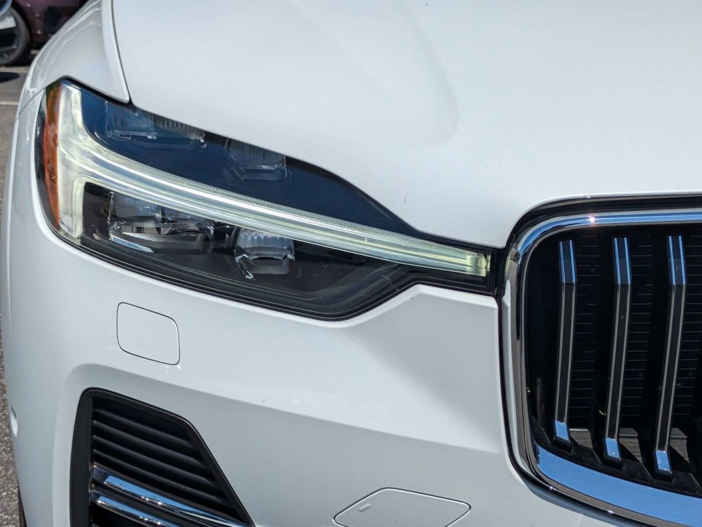 Used 2023 Volvo XC60 B5 Plus w/ Protection Package Premier FWD image 10