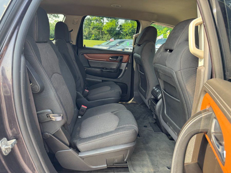 Used 2015 Chevrolet Traverse LT AWD/4WD image 19