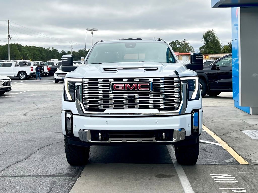 New 2026 GMC Sierra 3500 Denali w/ Denali Reserve Package image 7
