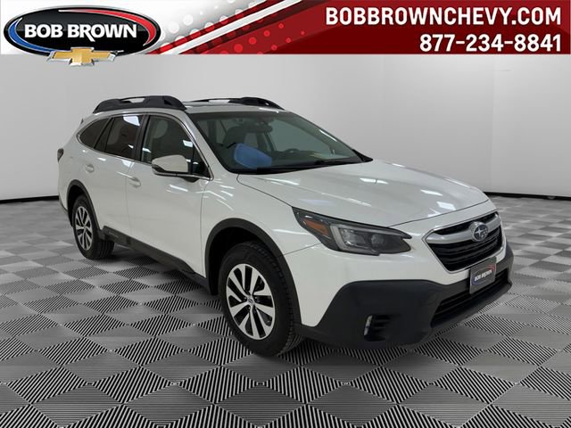 Used 2022 Subaru Outback Premium AWD/4WD image 1